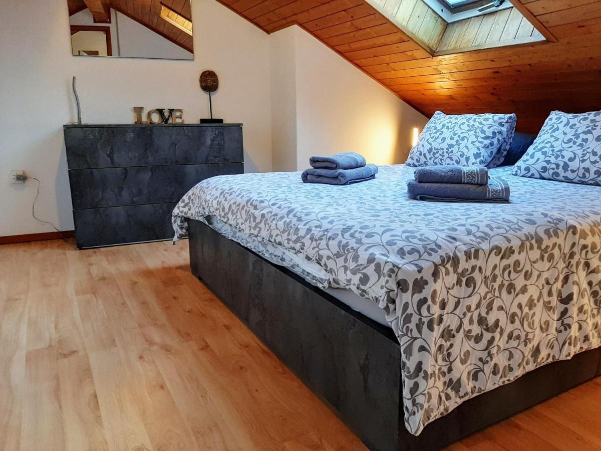 Holidays Homes Il Folletto Quartino Kültér fotó