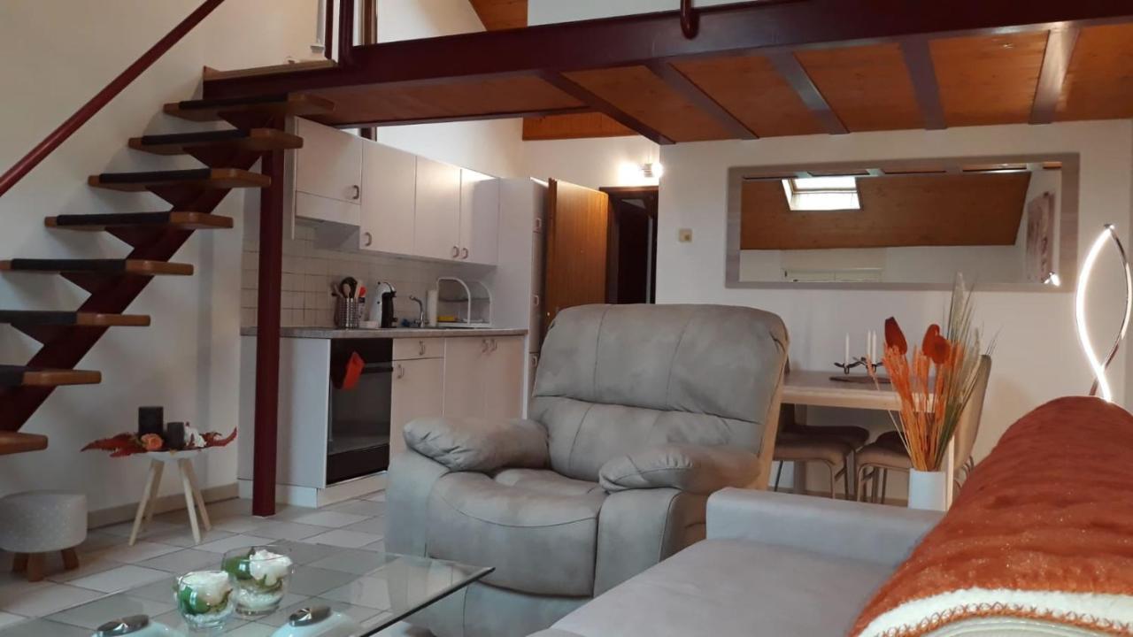 Holidays Homes Il Folletto Quartino Kültér fotó