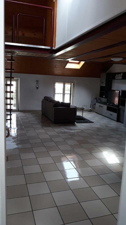 Holidays Homes Il Folletto Quartino Kültér fotó