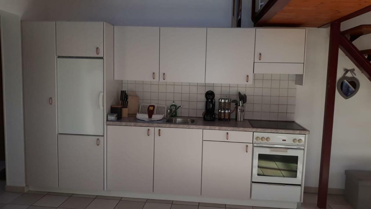 Holidays Homes Il Folletto Quartino Kültér fotó